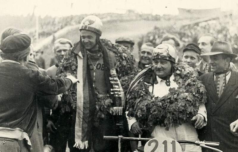 historie25
